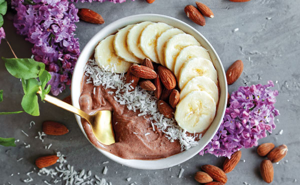 Schoko-Smoothie-Bowl