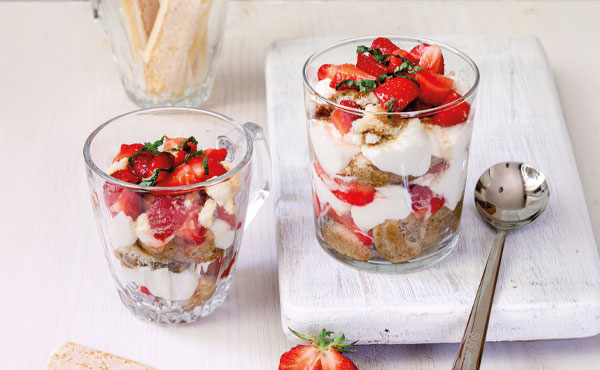Erdbeer Tiramisu im Glas