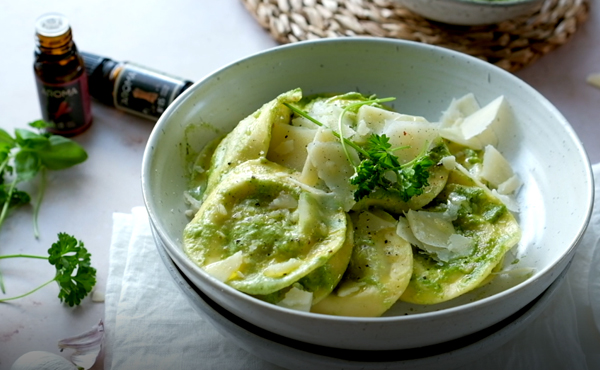 Pasta mit aromatischem Kräuter Pesto