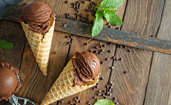 Schoko Eiscreme auf Skyr Basis